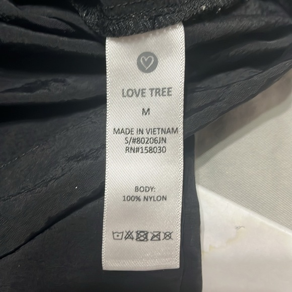 Love Tree Jacket/Hoodie - Black - Drawstring Waist - Size: Medium - Worn Once - Picture 4 of 4
